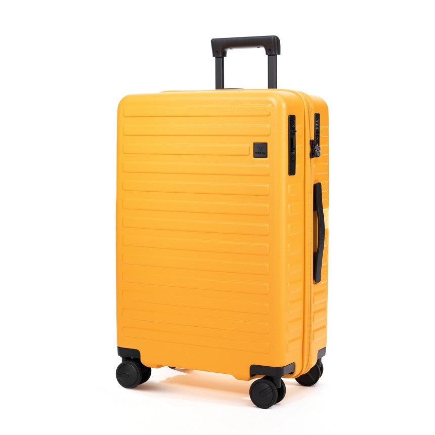 A high-end zipper model from the Traveler series.