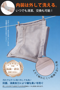 A high-end zipper model from the Traveler series.